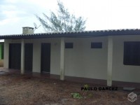 /album/ampla-casa-na-praia-zona-norte-de-capao-casa-alvenaria-3-quartos-sendo-1-suite-banheiro-social-cozinha-grande-6x6-garagem-com-churrasqueira-rua-paralela-com-paraguassu-lado-serra-semi-mobiliada-450-metros-da-praia-r-125-000/a9930751222-jpg/
